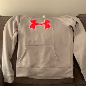Under armour sweatshirt medium